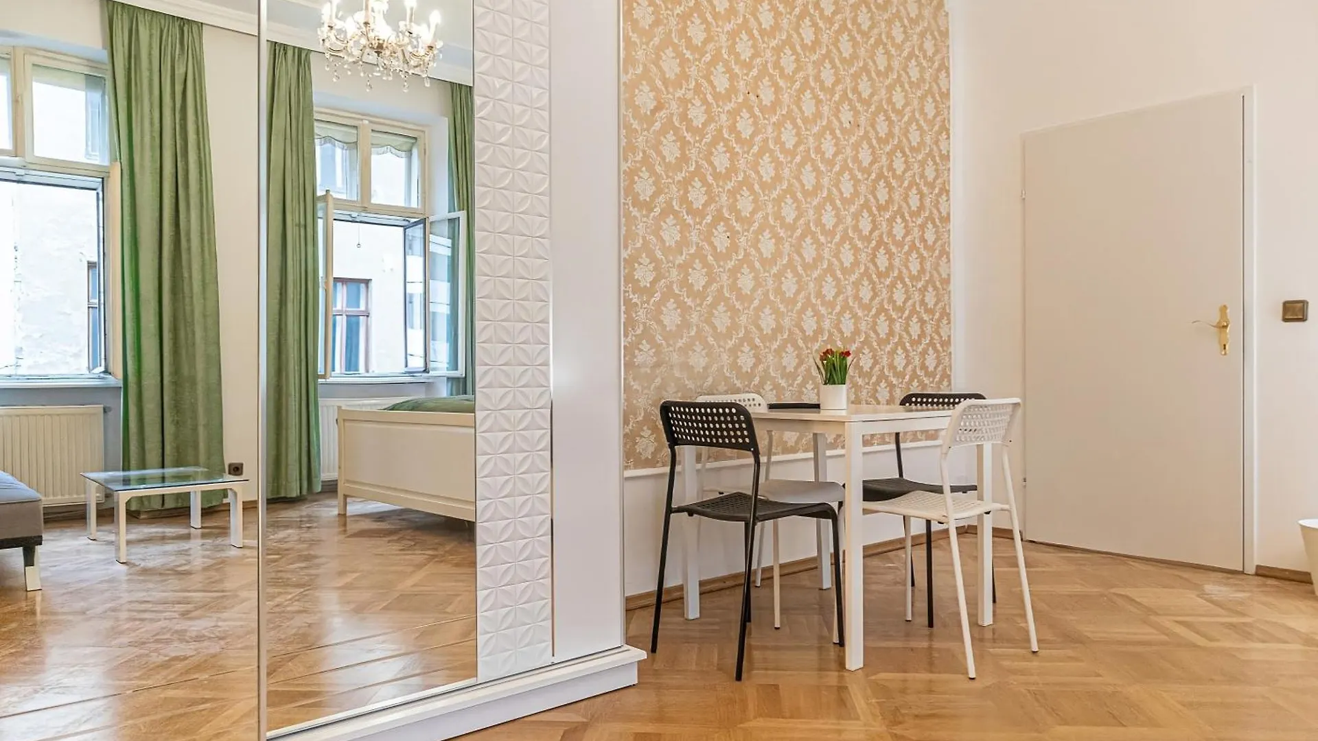 Very Central 4Br Shared Apt Ideal For Longstays, For 10P Vídeň