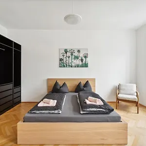아파트 Design Near Mariahilferstrasse, 비엔나