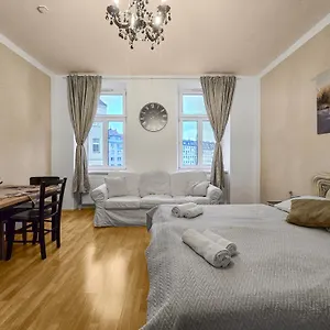 Davidov Danube Apartament