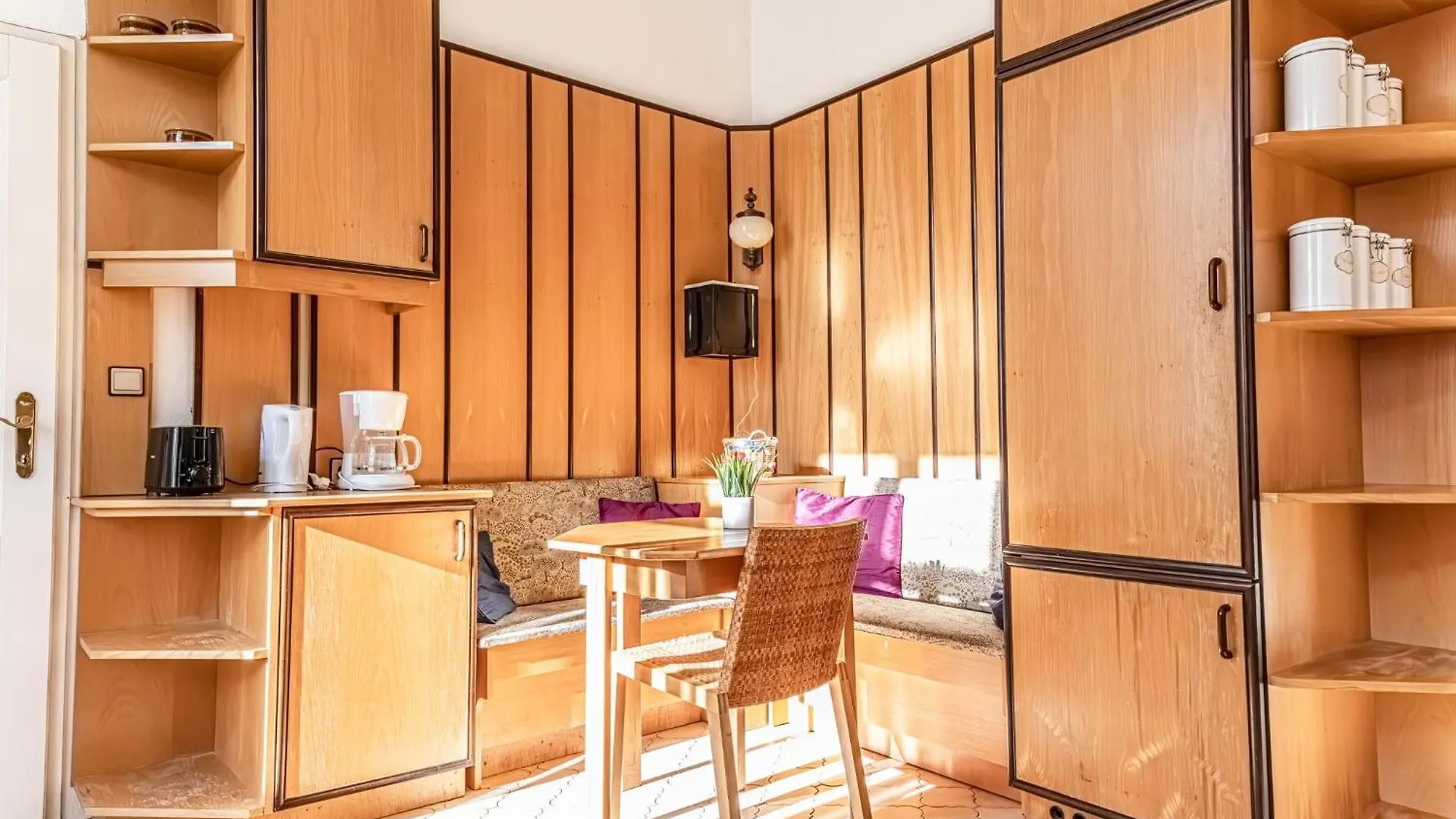 Very Central 4Br Shared Apt Ideal For Longstays, For 10P Vienna Austria