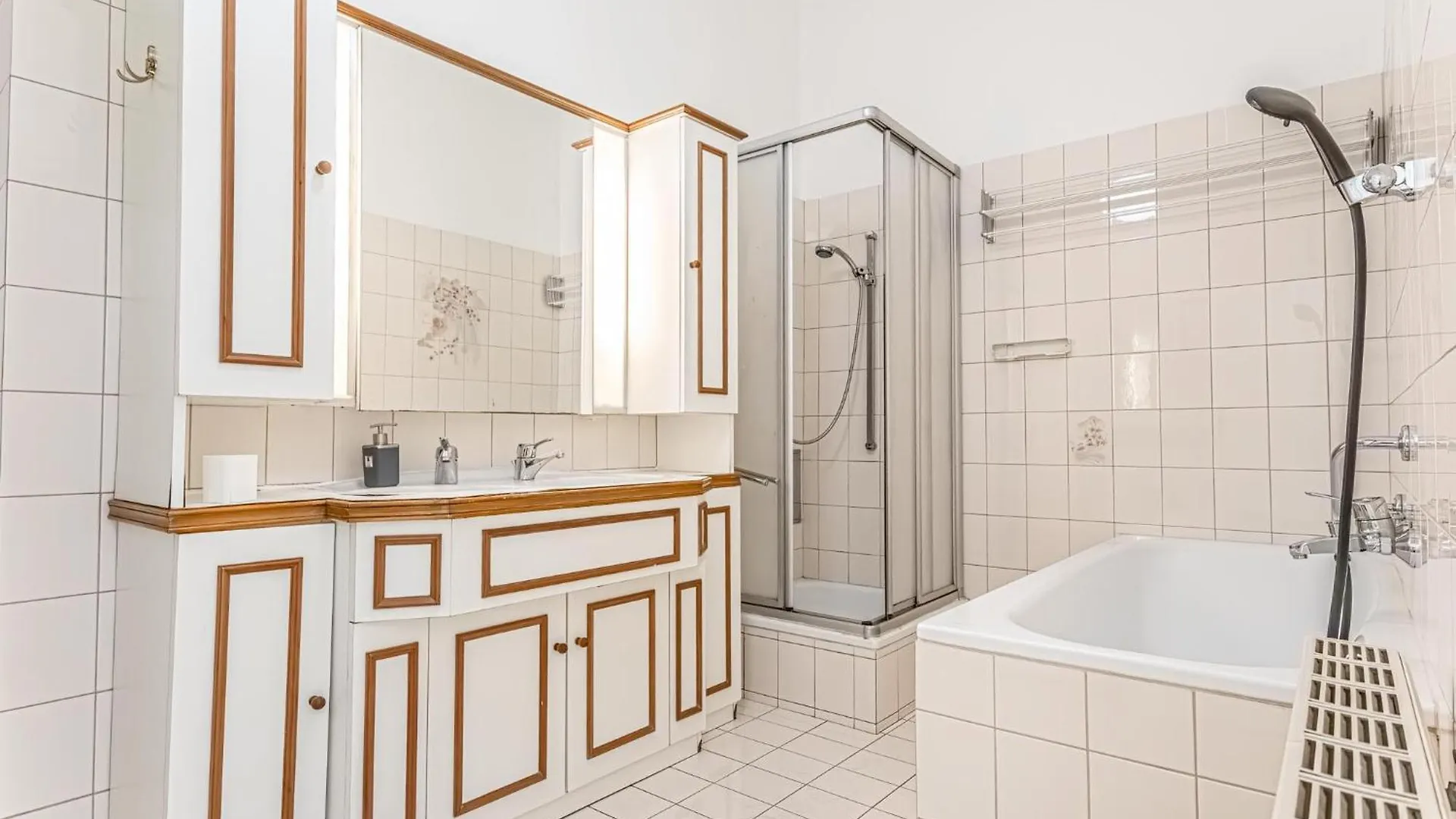 Very Central 4Br Shared Apt Ideal For Longstays, For 10P Vienna 0*,  Austria