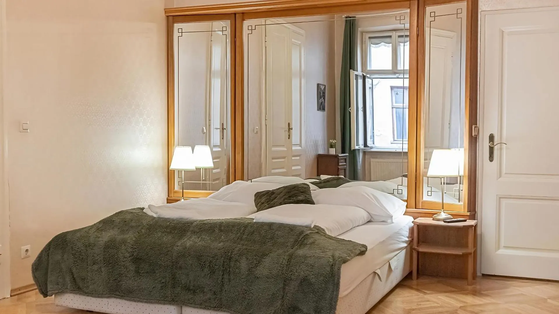 Very Central 4Br Shared Apt Ideal For Longstays, For 10P Vienna 0*,