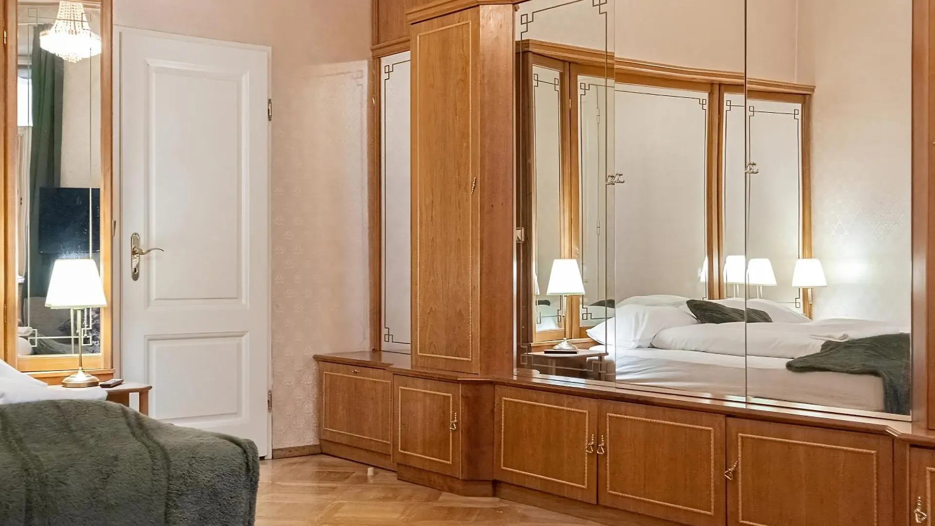 Very Central 4Br Shared Apt Ideal For Longstays, For 10P Vienna Austria